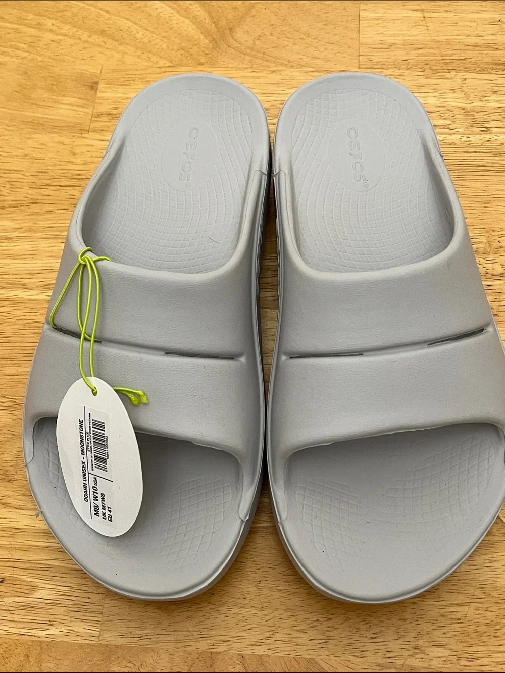 Oofos ooahh unisex slide sandals moonstone men’s size 8/ women’s 10 new